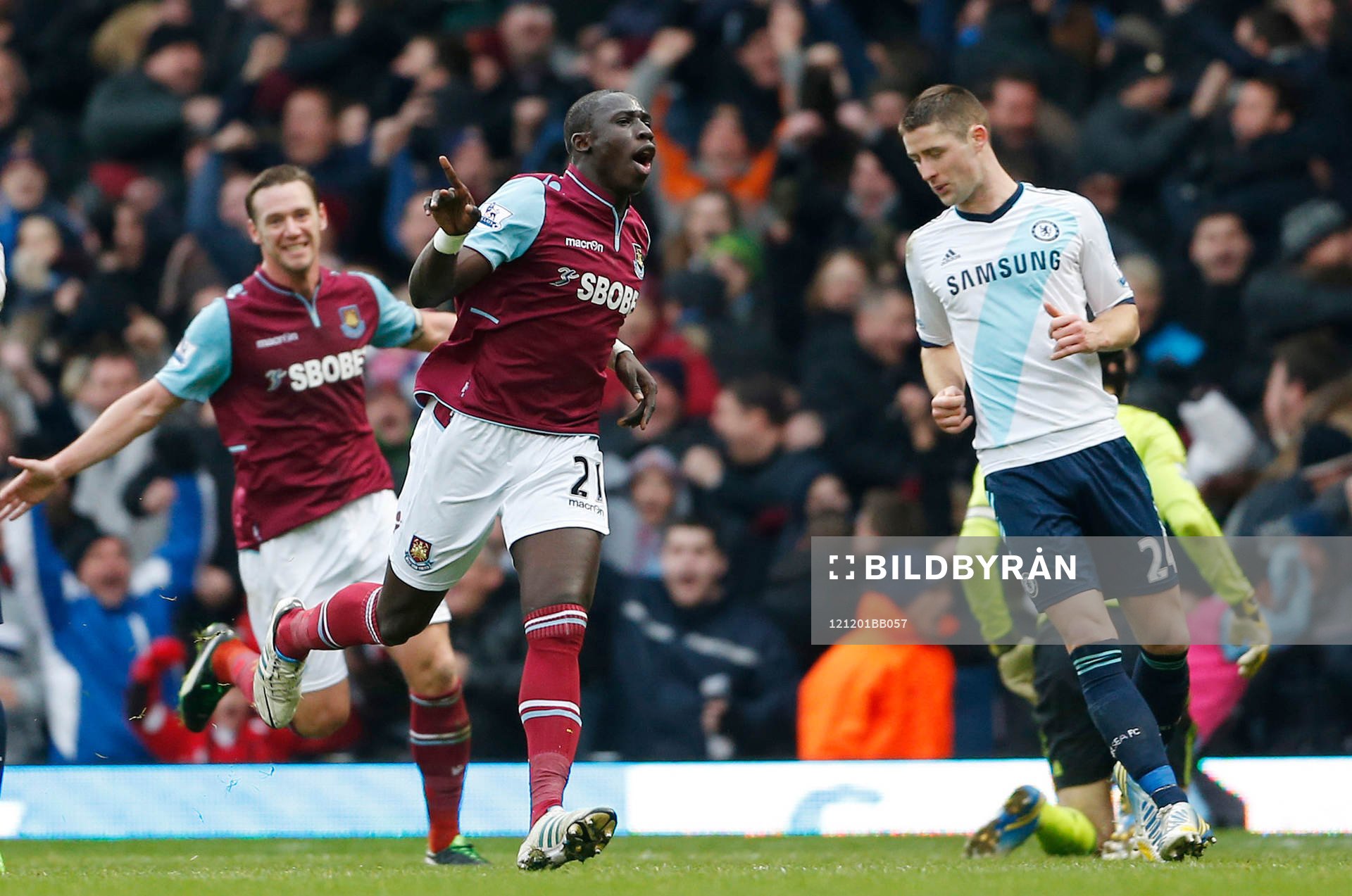 Football - West Ham United v Chelsea - Barclays Premier