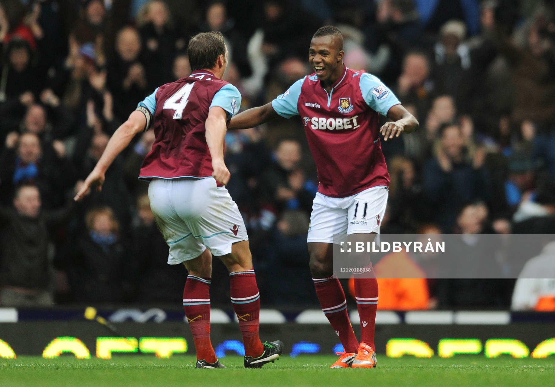 Football - West Ham United v Chelsea - Barclays Premier