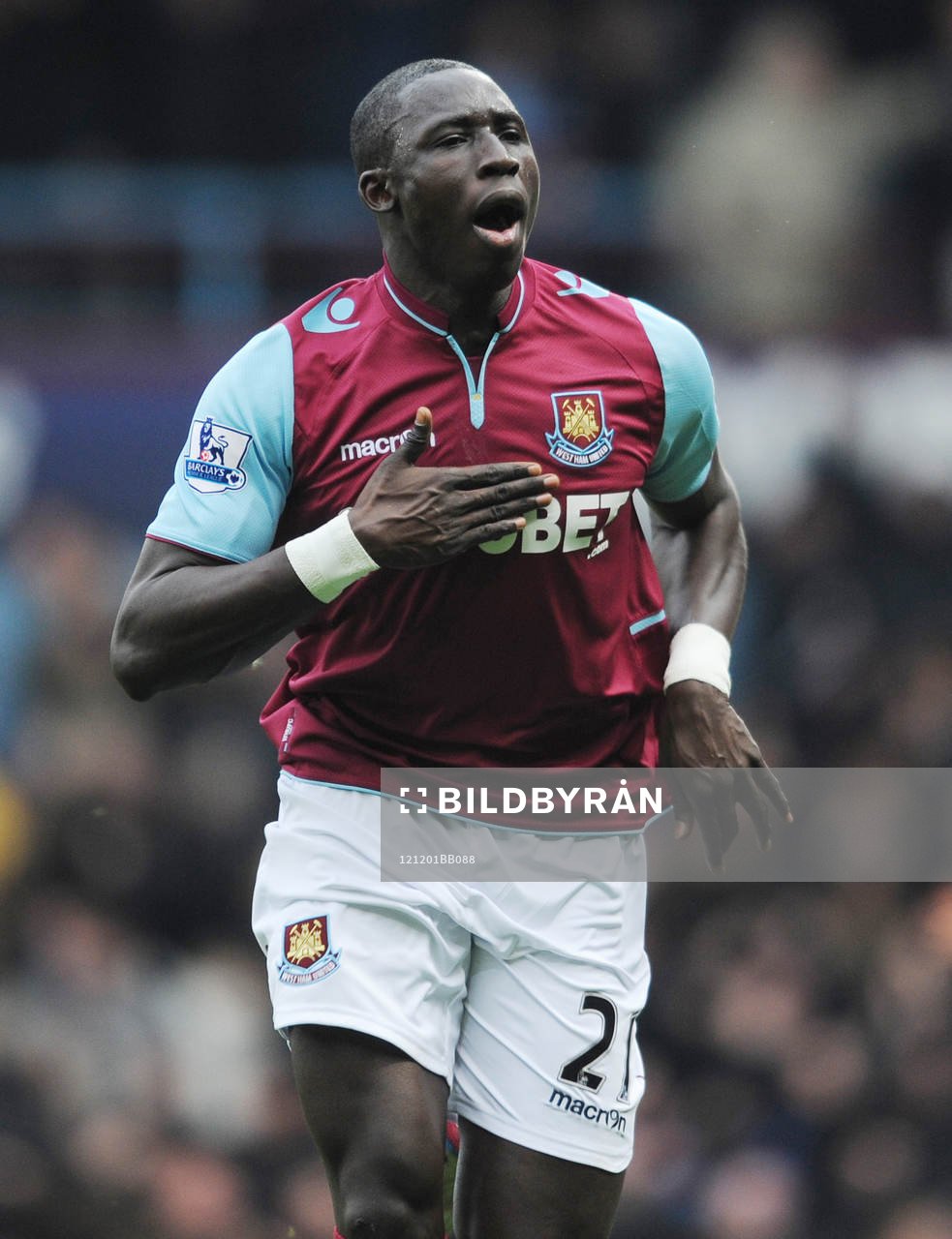 Football - West Ham United v Chelsea - Barclays Premier