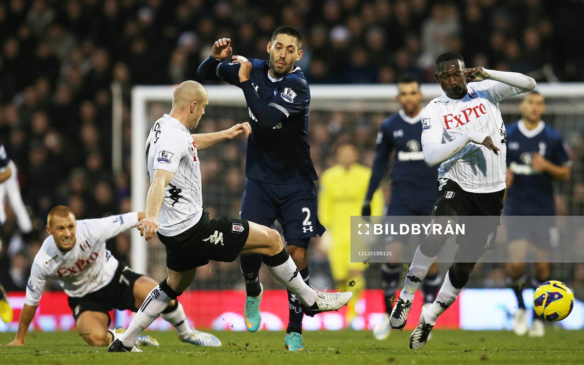 Football - Fulham v Tottenham Hotspur - Barclays Premier