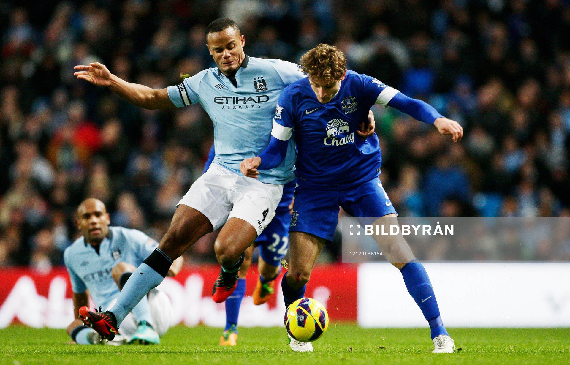 Football - Manchester City v Everton - Barclays Premier
