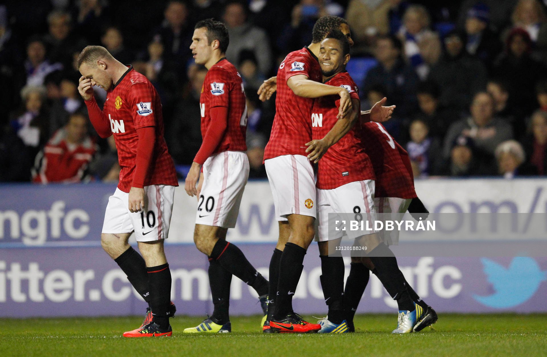 Football - Reading v Manchester United - Barclays Premier