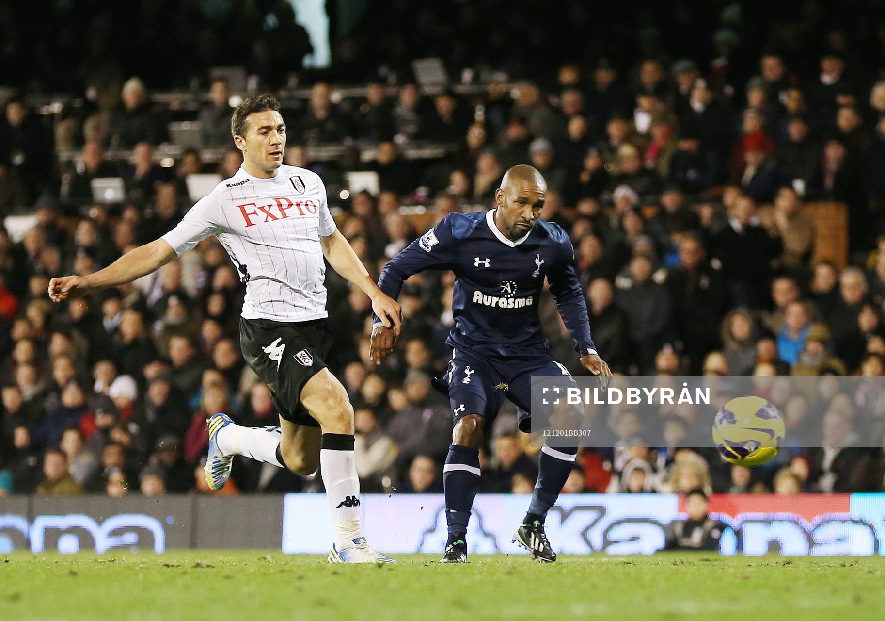 Football - Fulham v Tottenham Hotspur - Barclays Premier