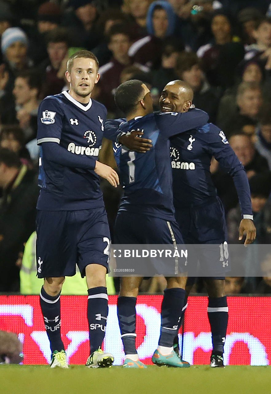 l - Fulham v Tottenham Hotspur - Barclays Premier League -