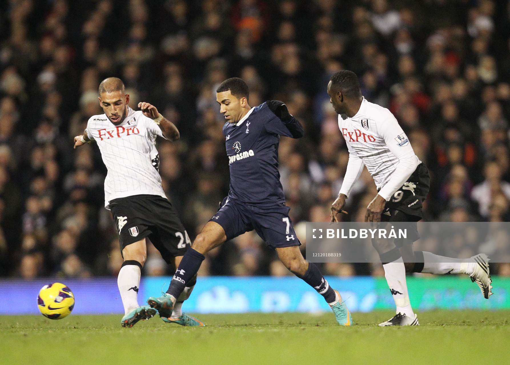 Football - Fulham v Tottenham Hotspur - Barclays Premier