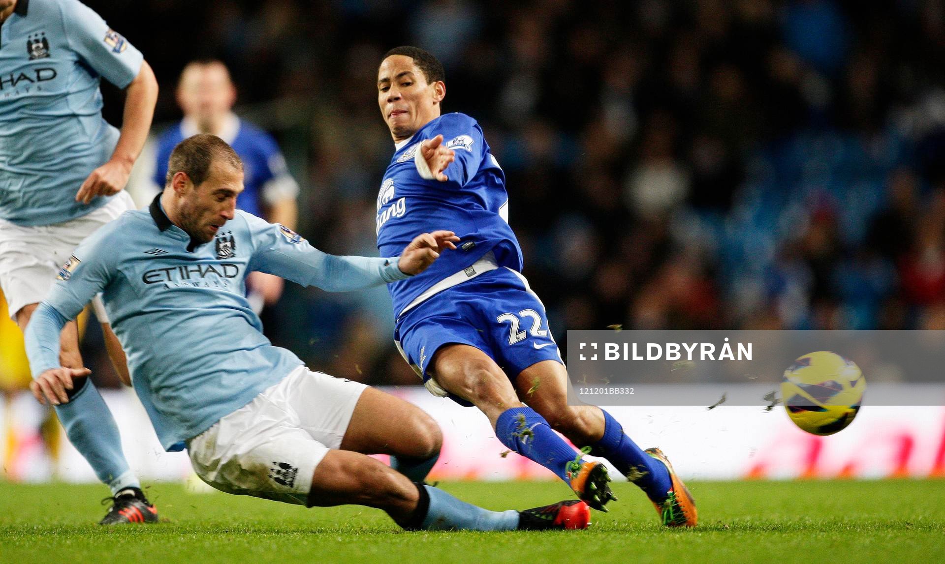 Football - Manchester City v Everton - Barclays Premier