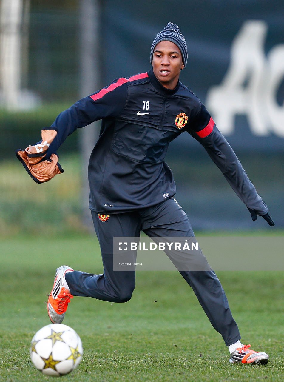 Football - Manchester United Training - Manchester United