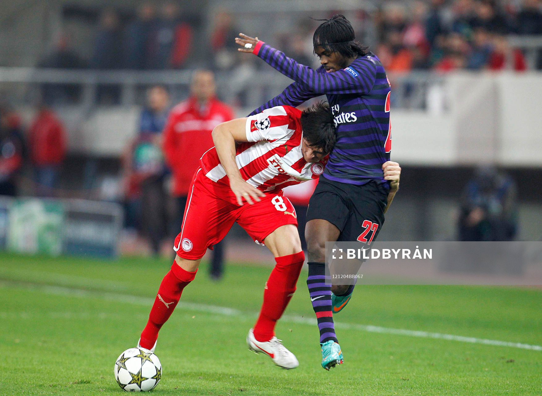 Football - Olympiakos v Arsenal - UEFA Champions League