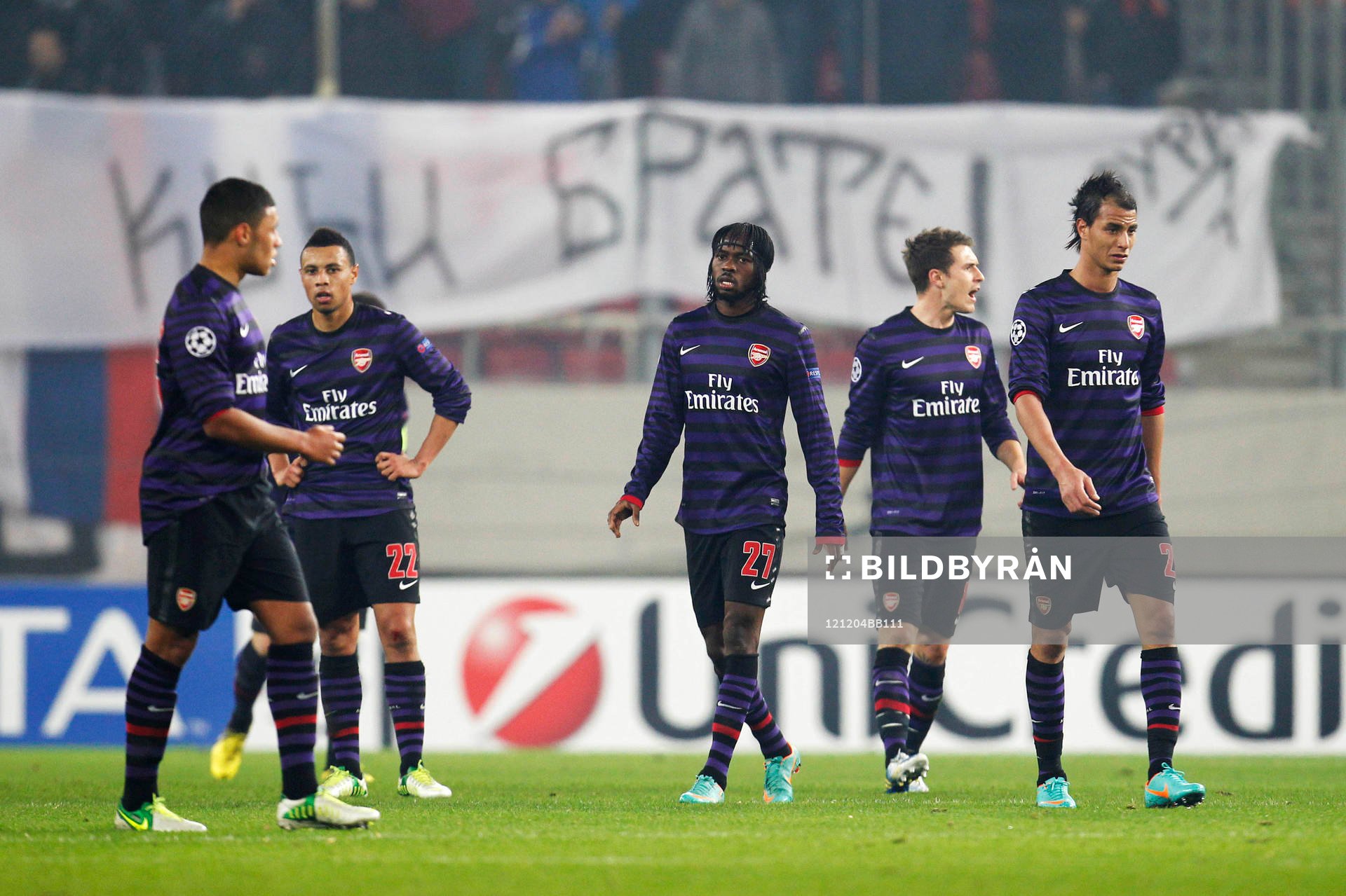 Football - Olympiakos v Arsenal - UEFA Champions League