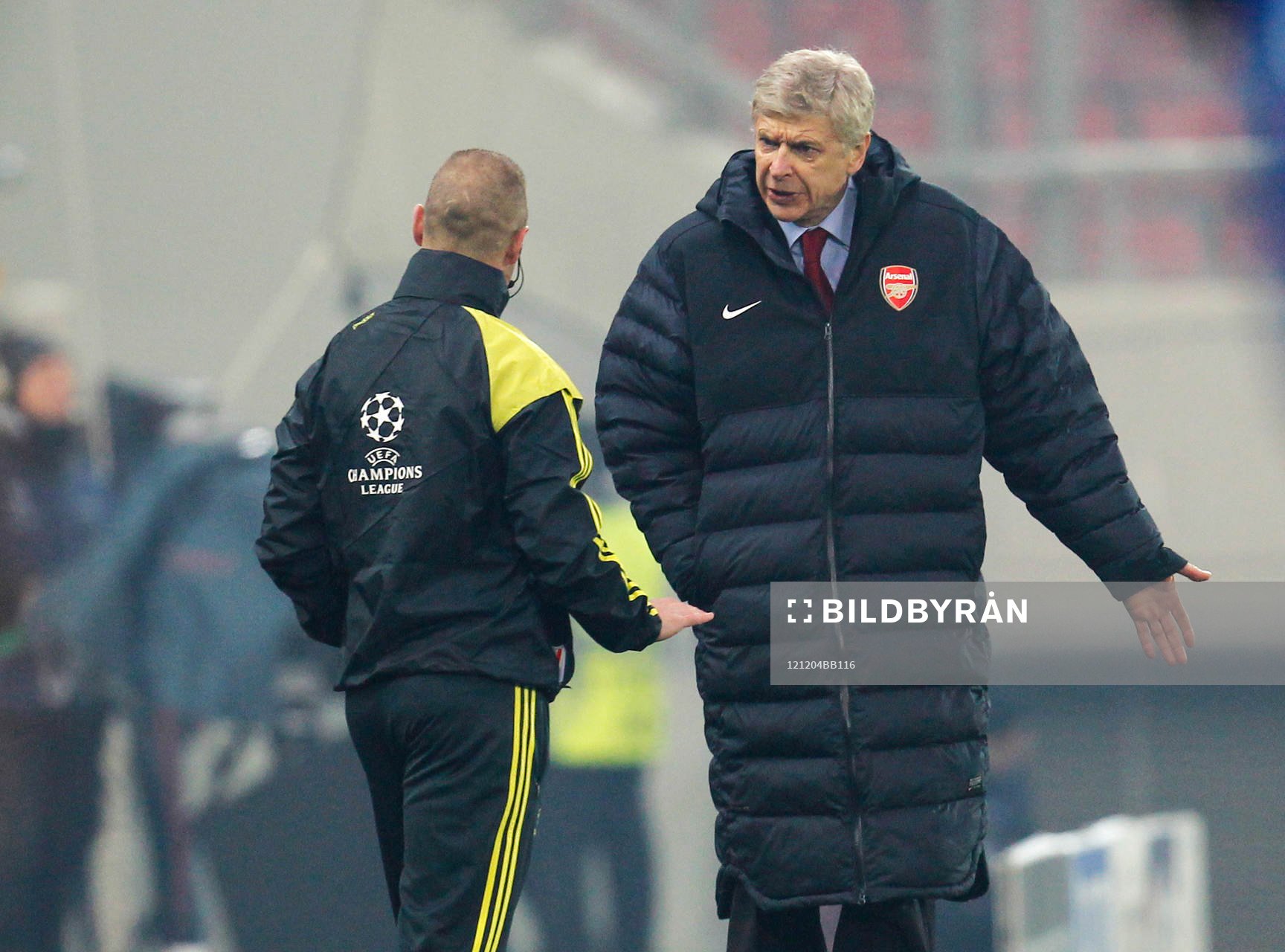 Football - Olympiakos v Arsenal - UEFA Champions League