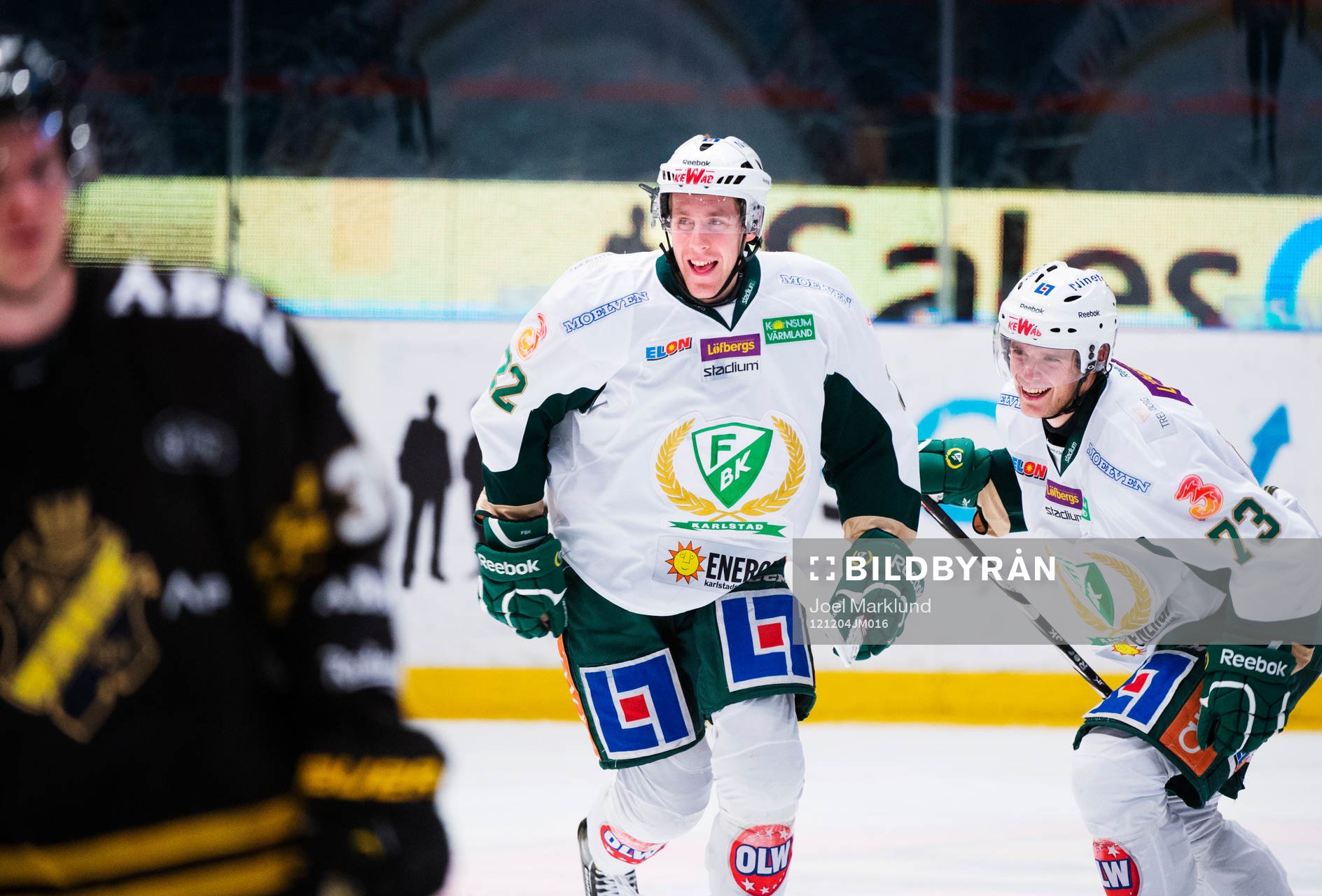 Per Åslund och Anton Grundel, Färjestad, jublar