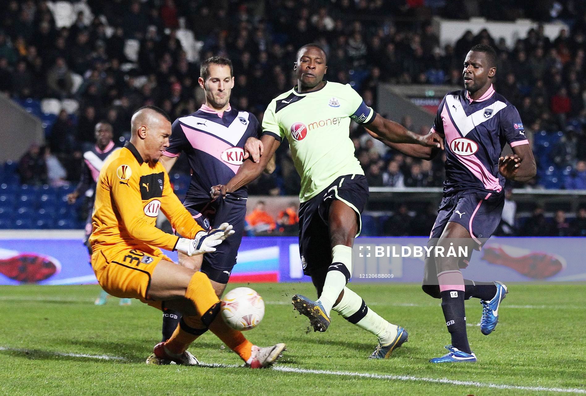 Football - FC Girondins de Bordeaux v Newcastle United -