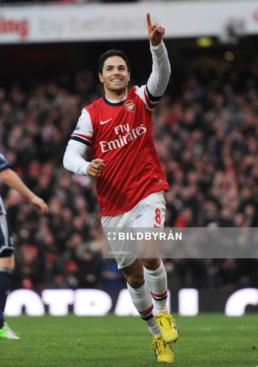 Football - Arsenal v West Bromwich Albion - Barclays