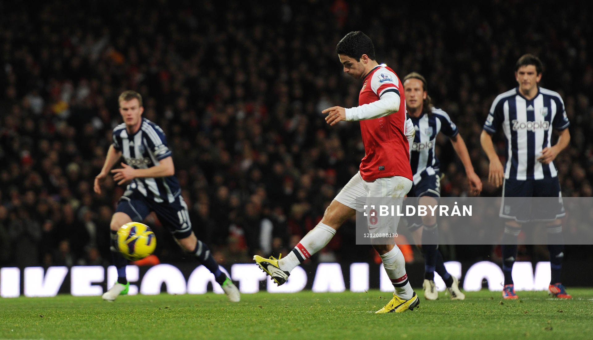 Football - Arsenal v West Bromwich Albion - Barclays