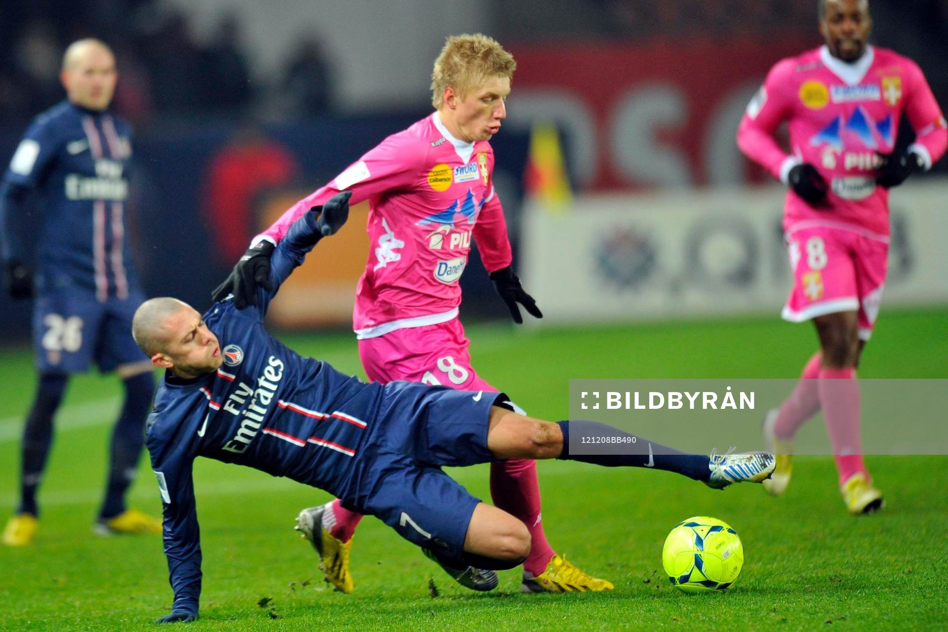 Jeremy MENEZ / Daniel WASS   - 08.12.2012 - PSG / Evian