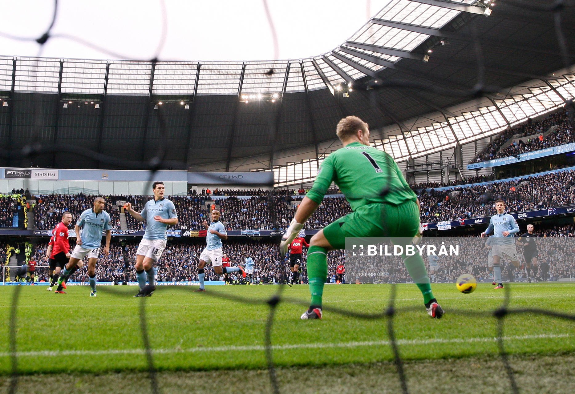 Football - Manchester City v Manchester United - Barclays