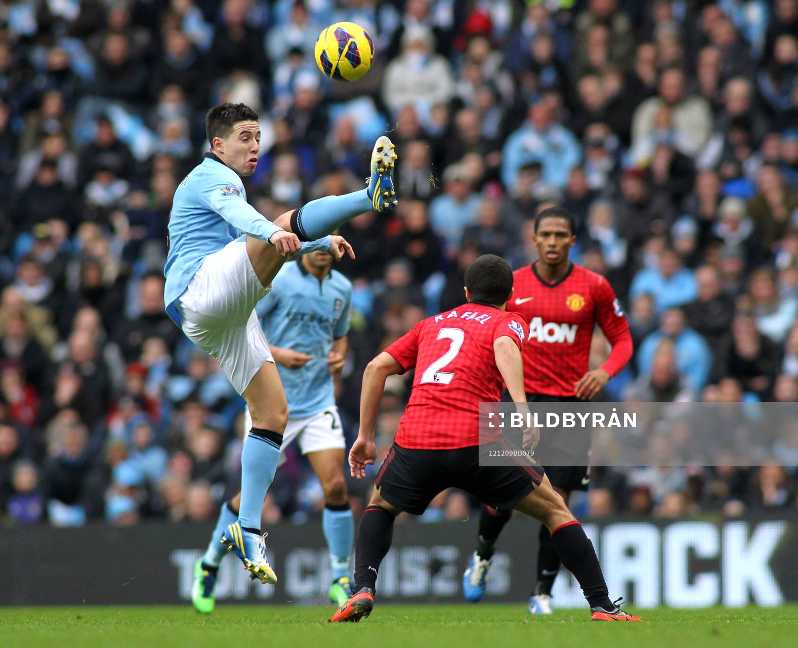 Football - Manchester City v Manchester United - Barclays