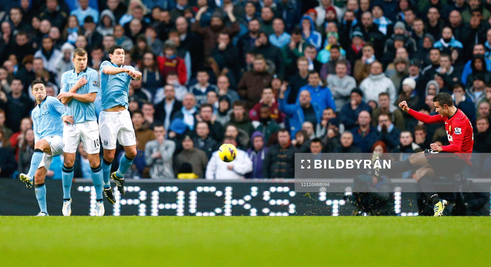Football - Manchester City v Manchester United - Barclays