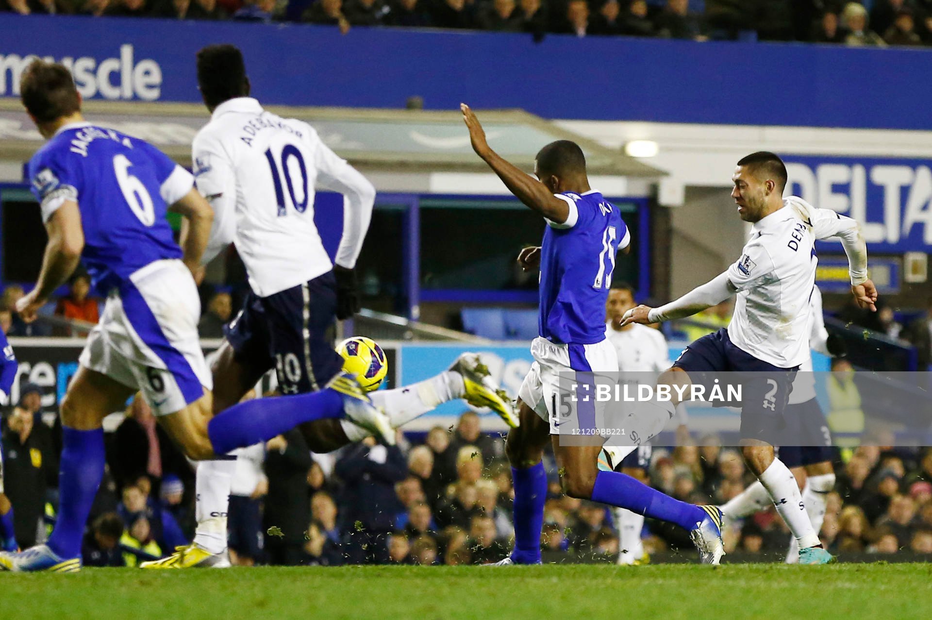 Football - Everton v Tottenham Hotspur - Barclays Premier