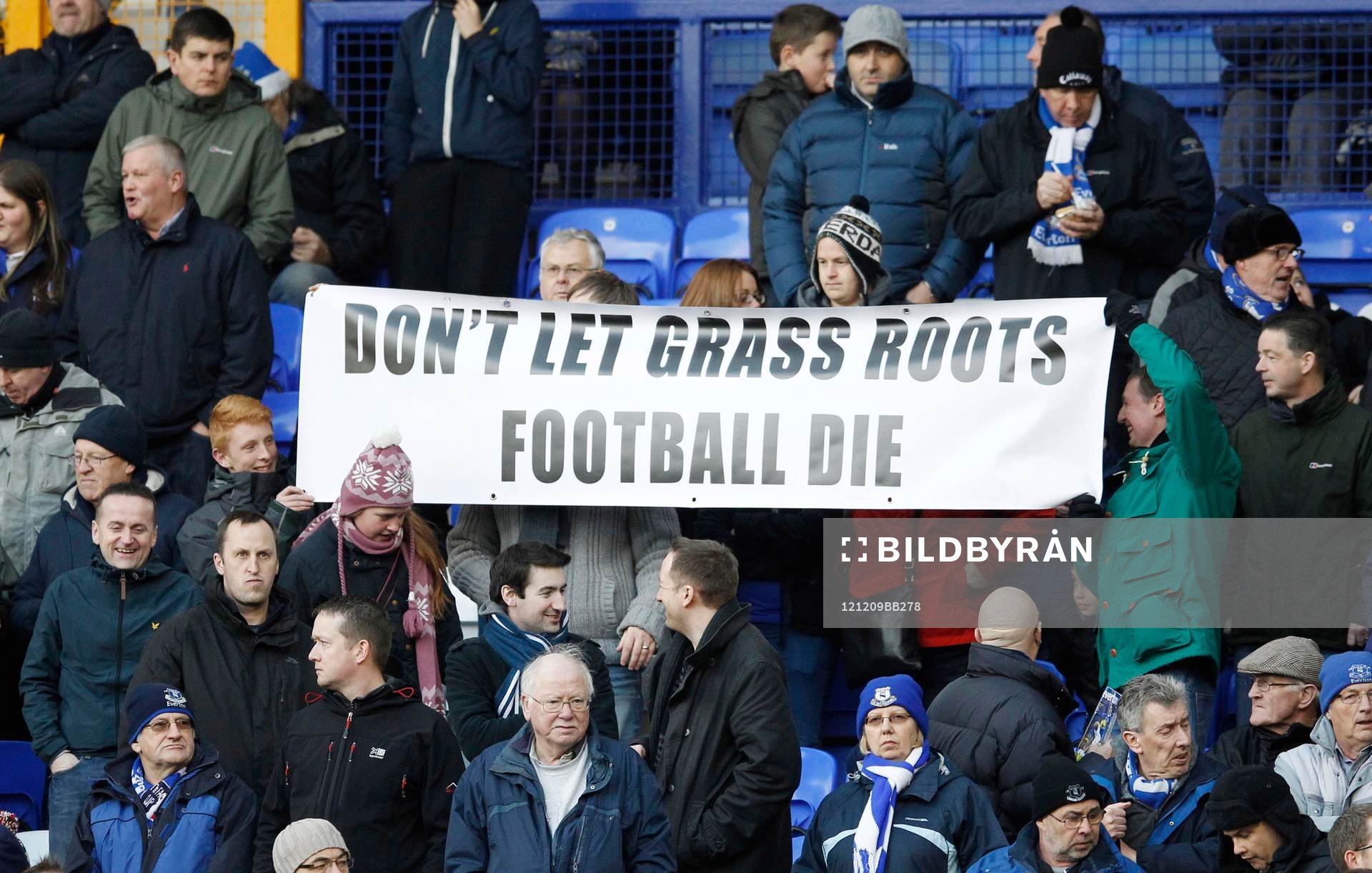 Football - Everton v Tottenham Hotspur - Barclays Premier