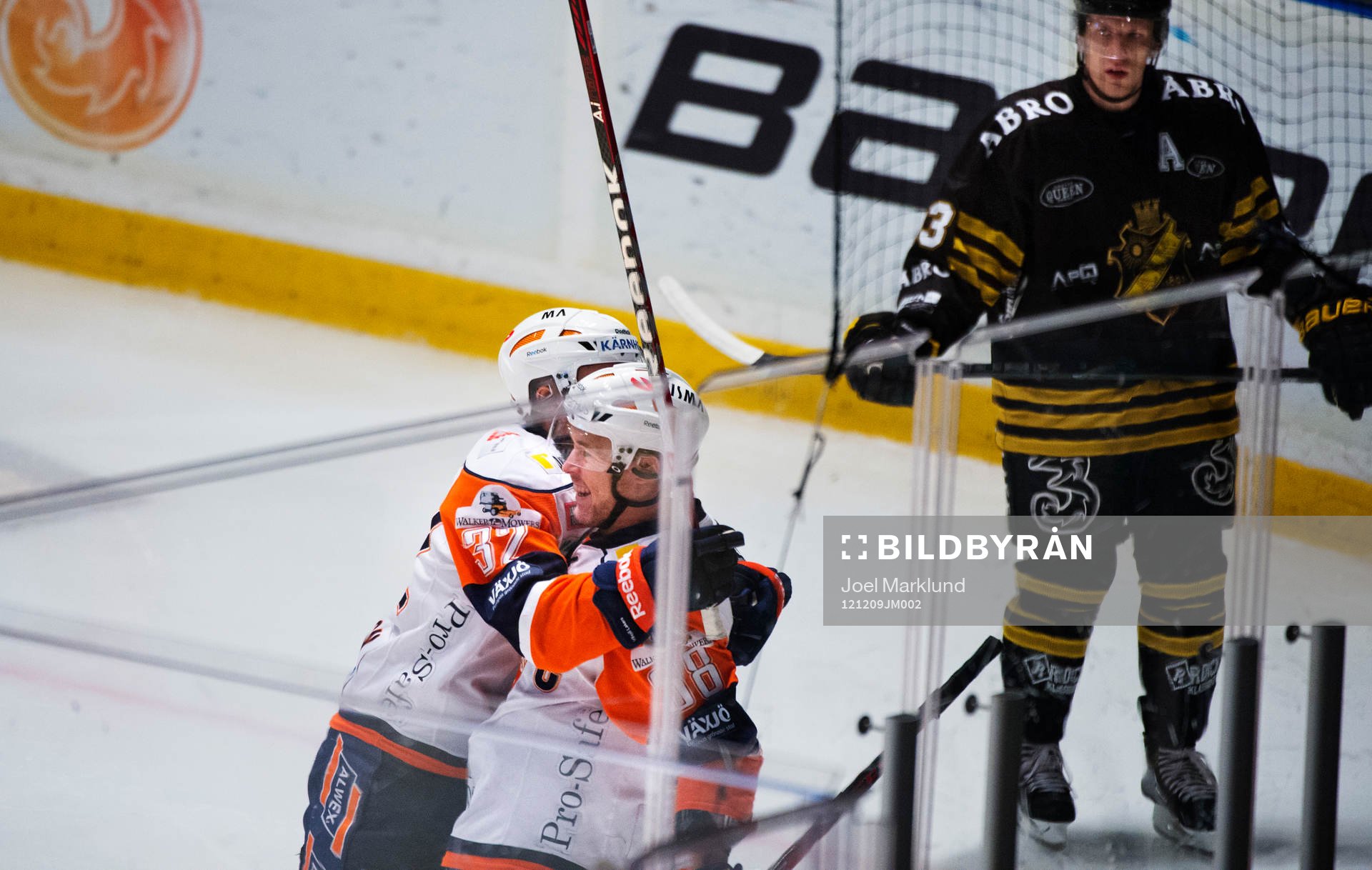 Johan Andersson och Johan Markusson, Växjö, jublar