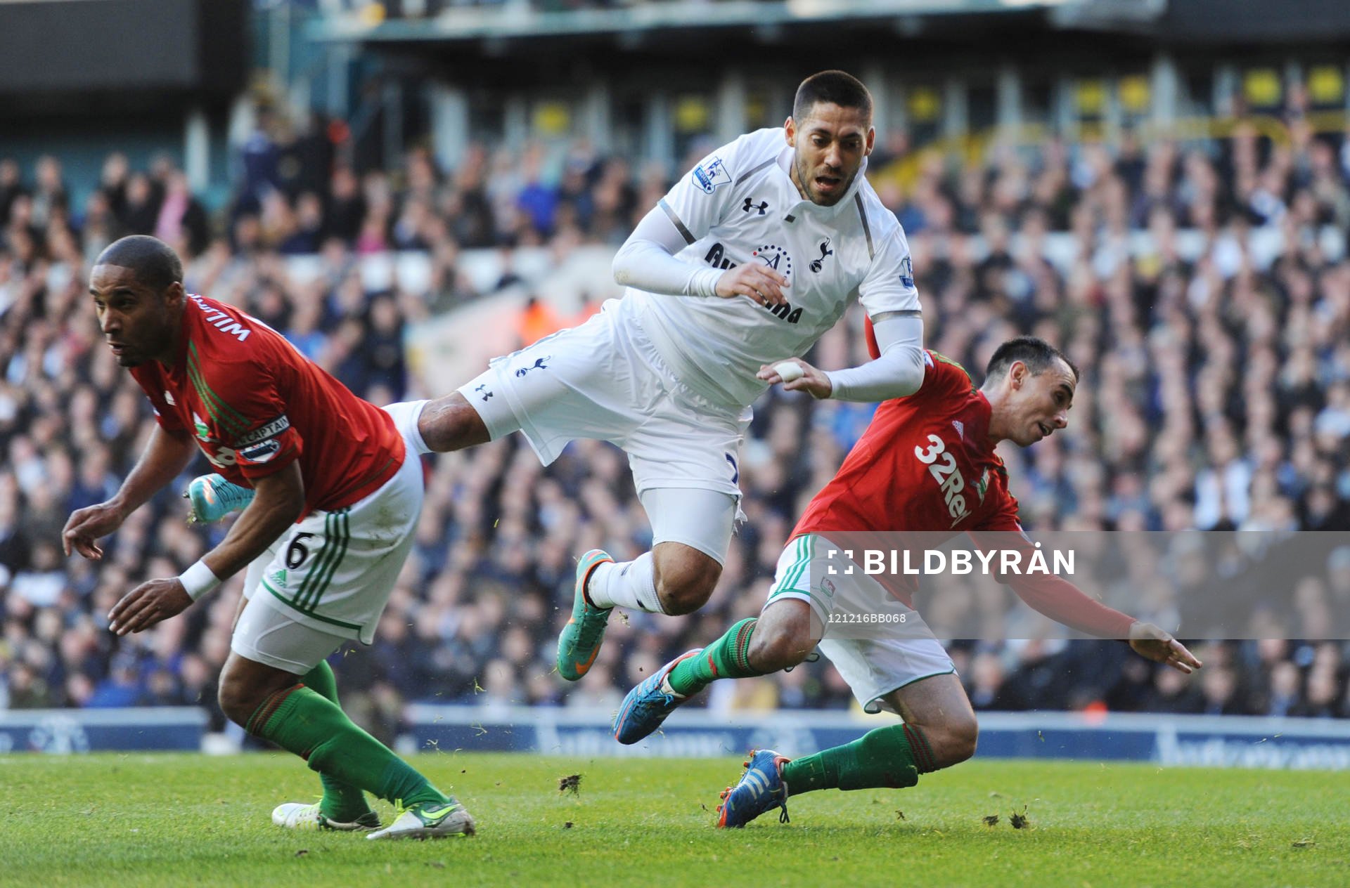Football - Tottenham Hotspur v Swansea City - Barclays