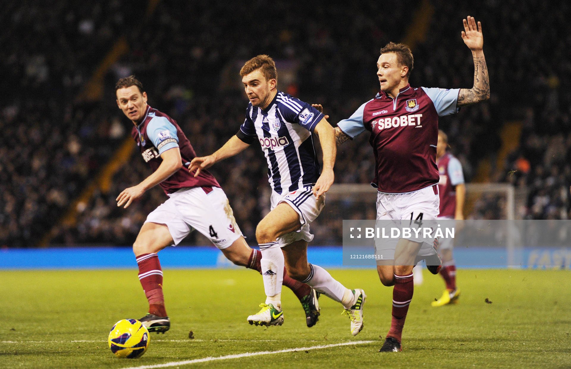 Football - West Bromwich Albion v West Ham United -