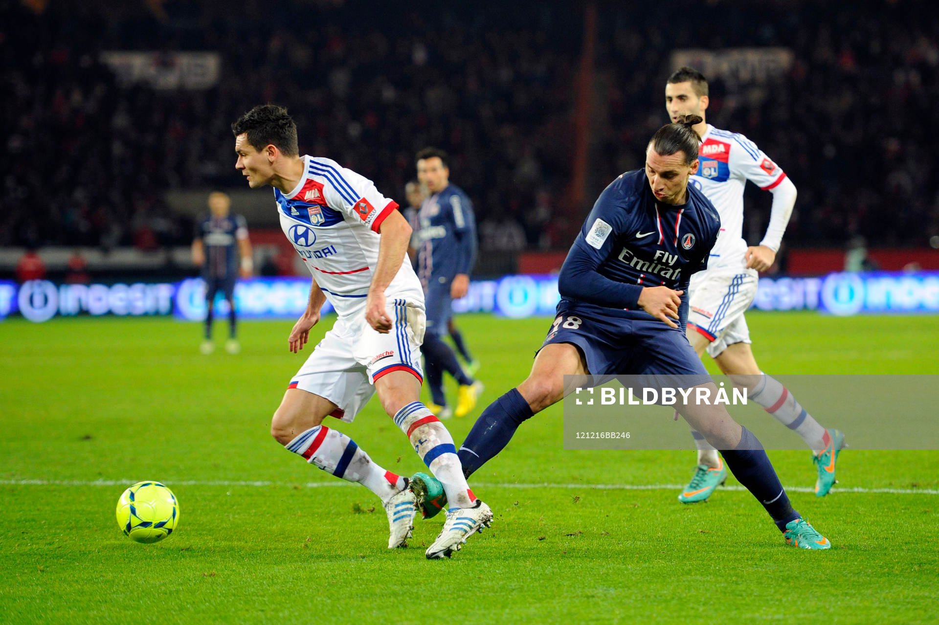 Zlatan IBRAHIMOVIC / Dejan Lovren - 16.12.2012 - Paris