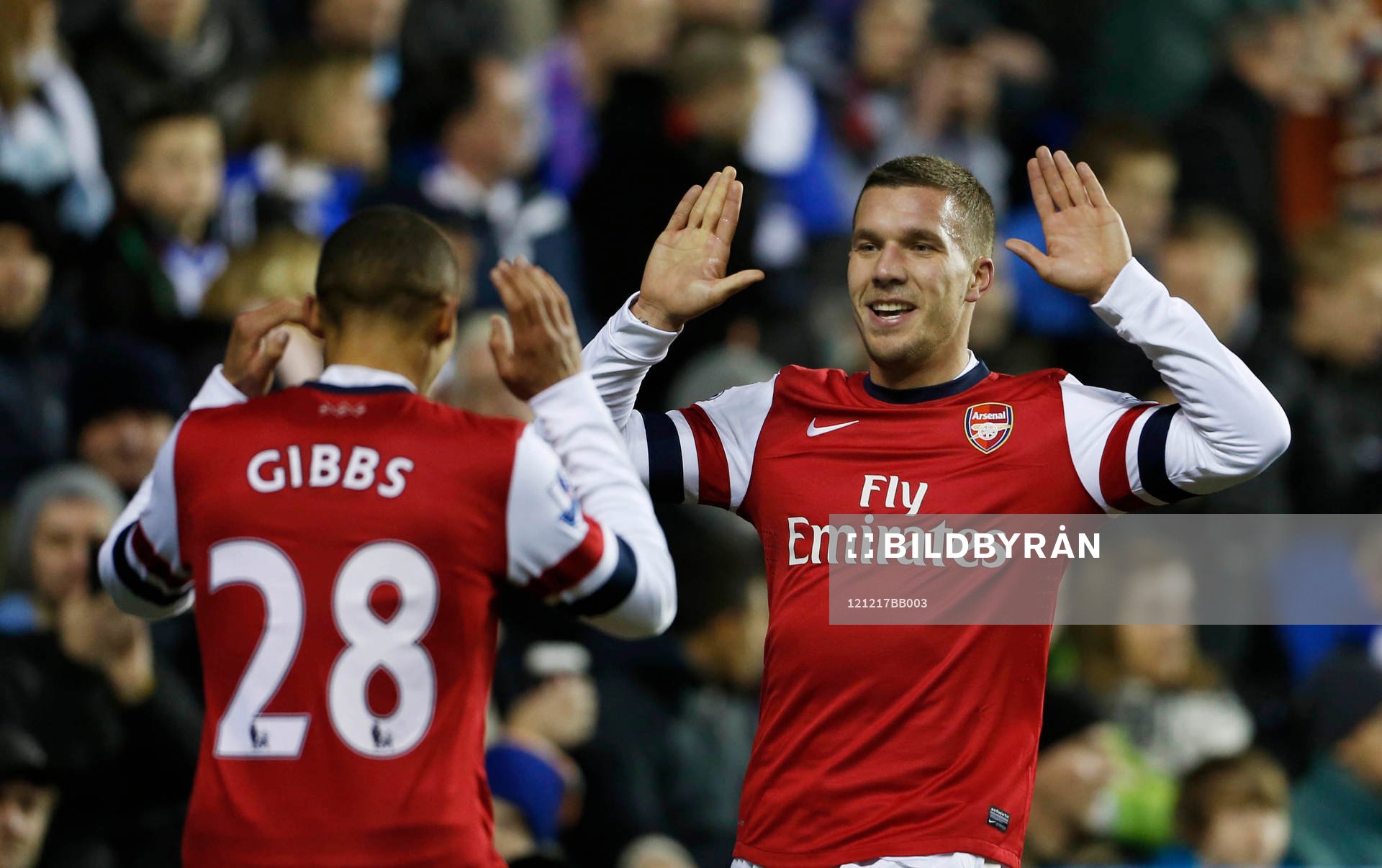 Football - Reading v Arsenal - Barclays Premier League  -