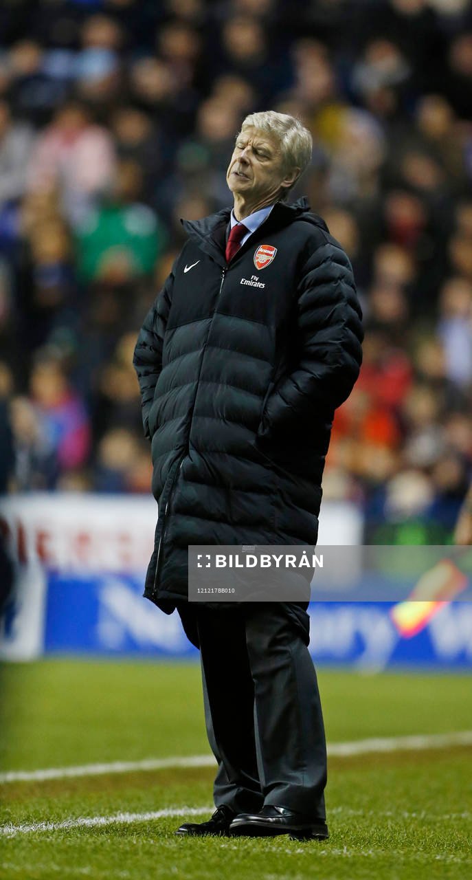 Football - Reading v Arsenal - Barclays Premier League  -