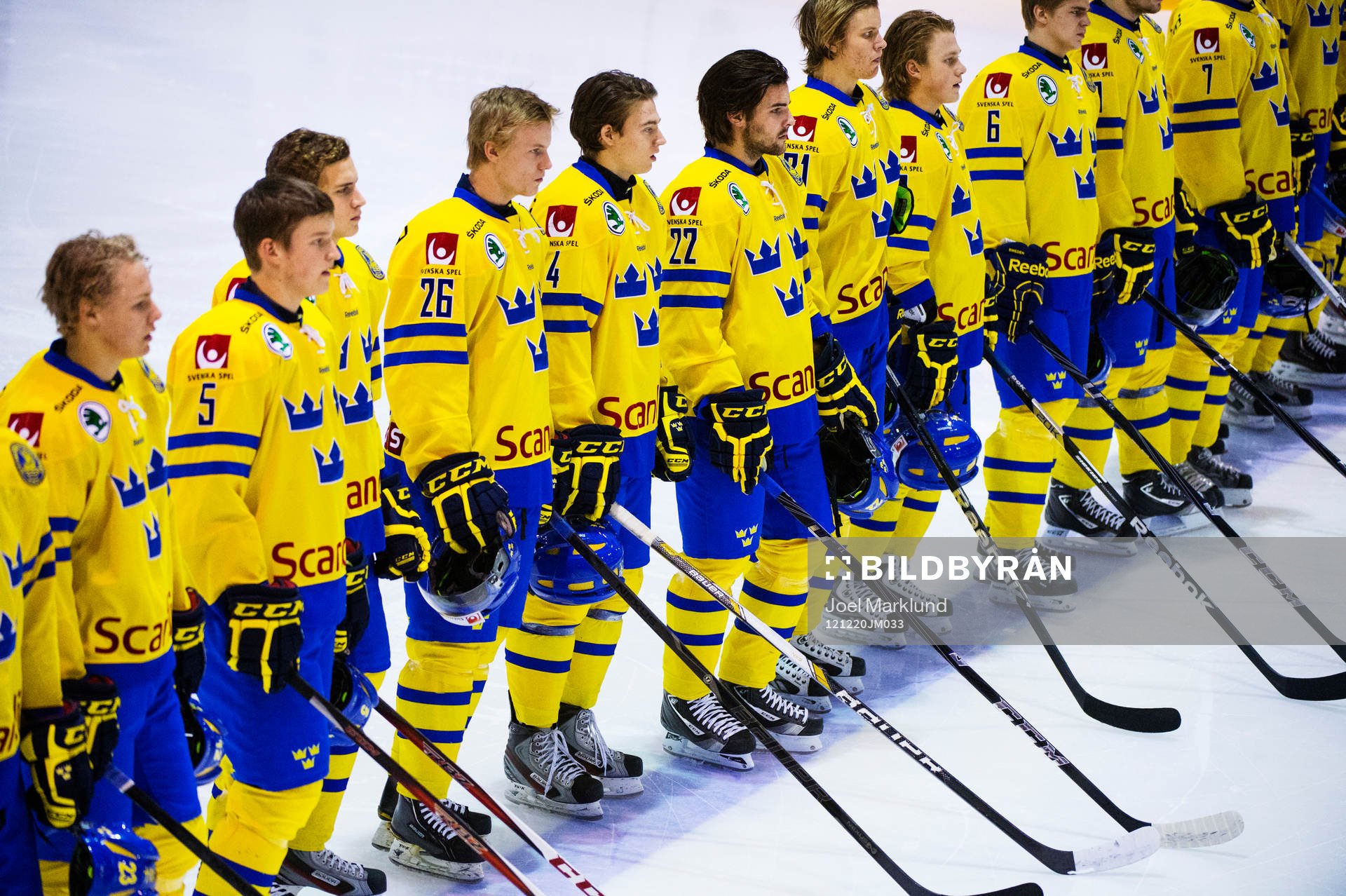 De svenska spelarna står uppställda