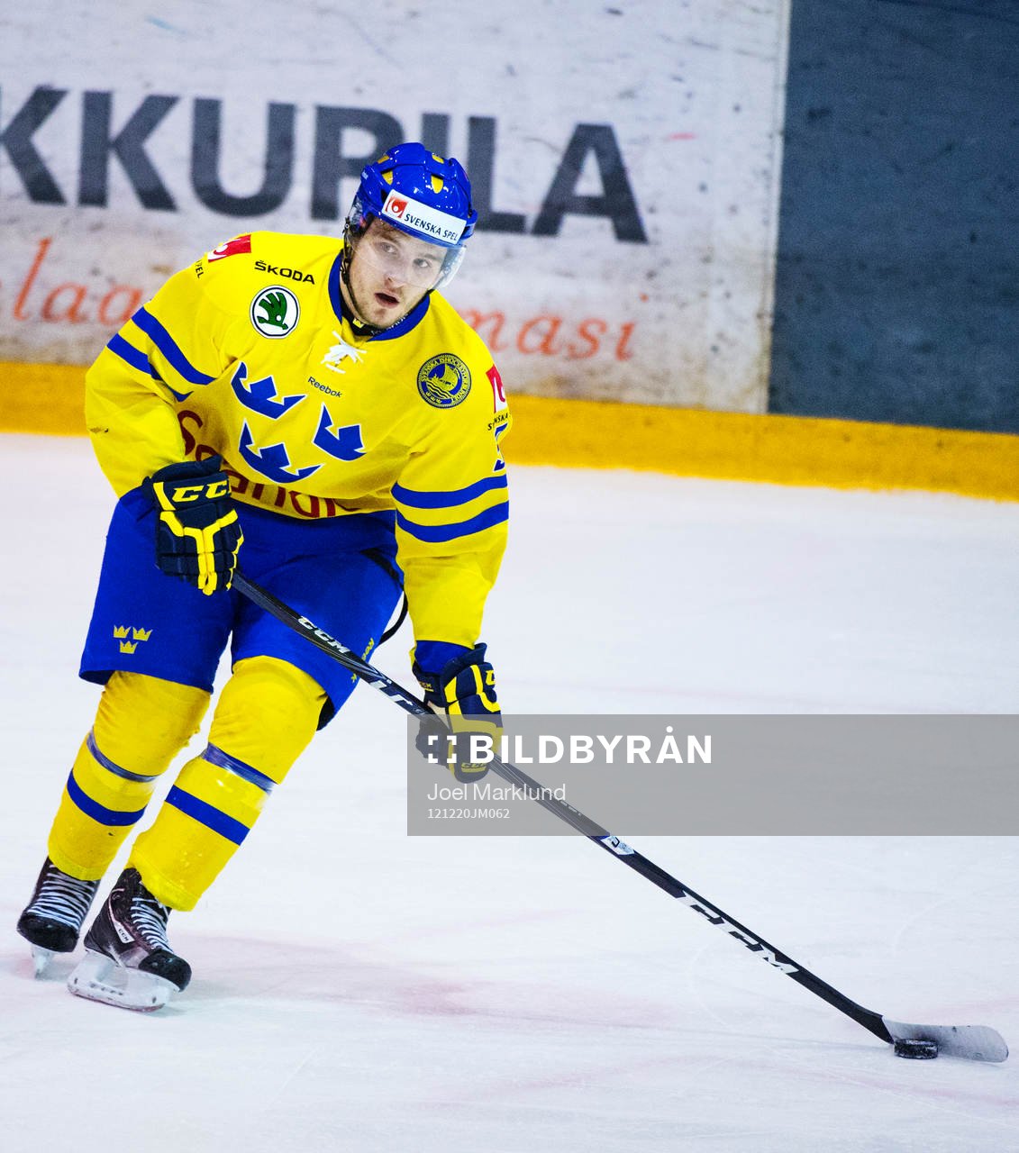 Mikael Vikstrand, Sverige