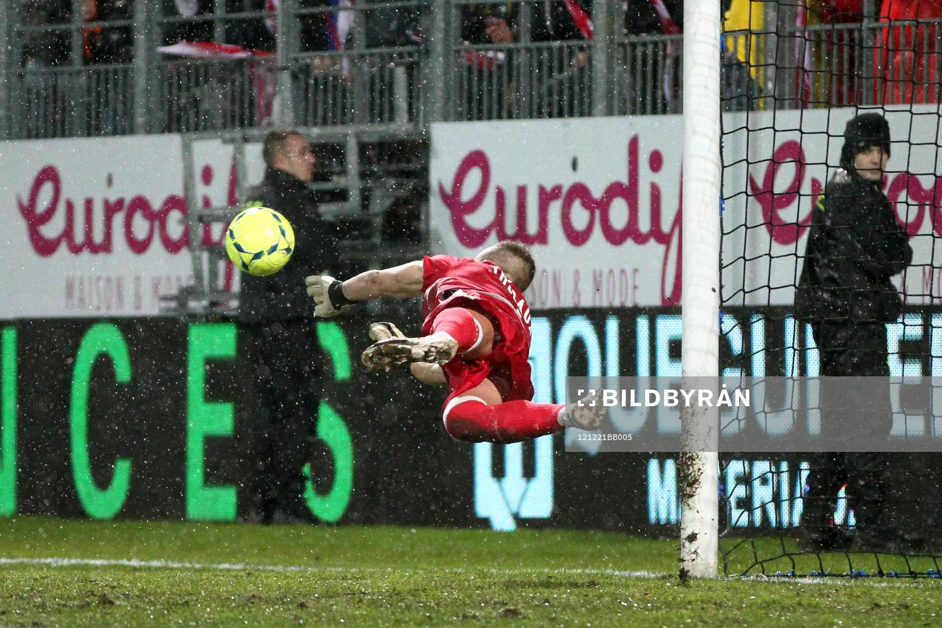 Alexis THEBAUX - 21.12.2012 - Brest / PSG - 19eme journee