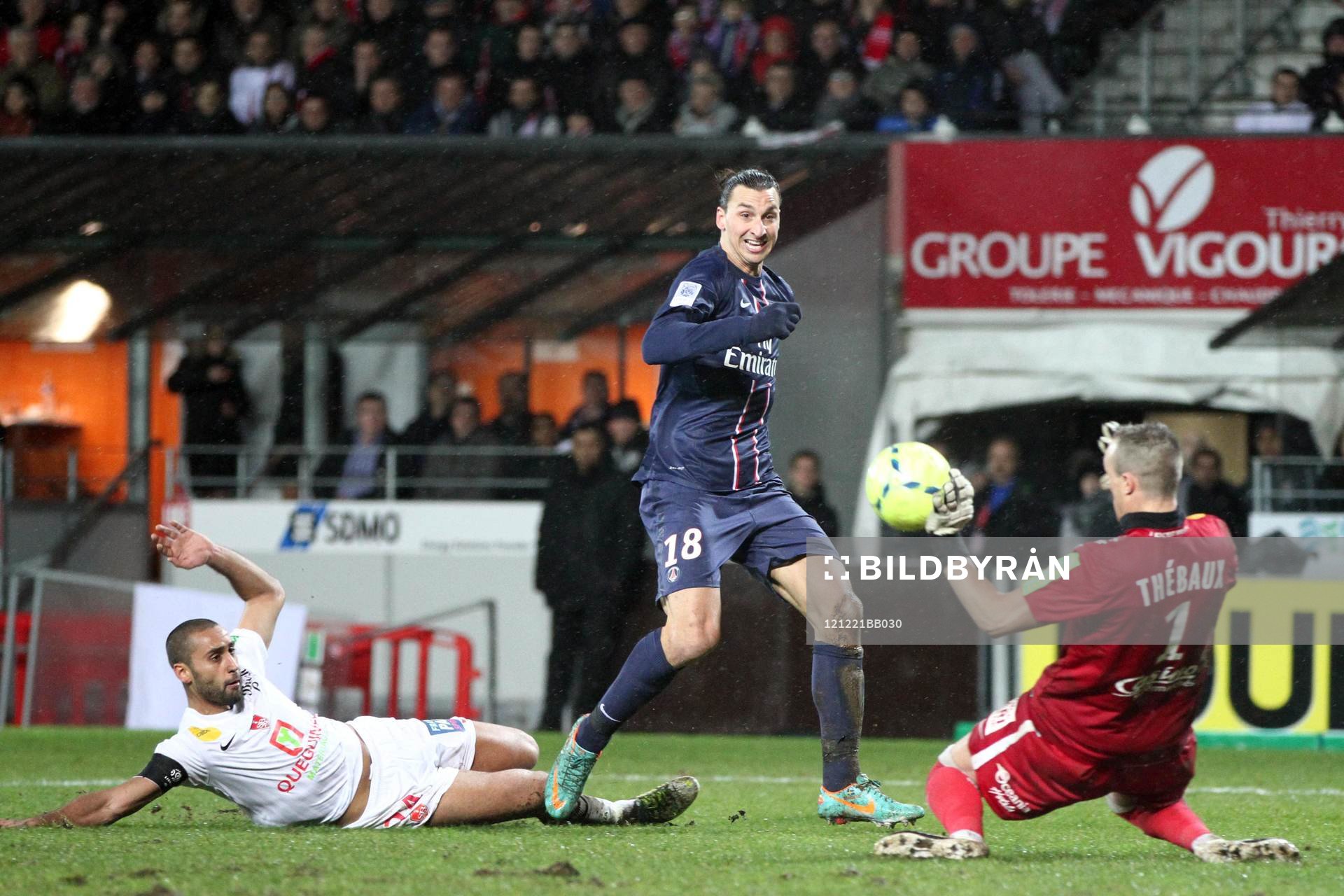 Ahmed KANTARI / Zlatan IBRAHIMOVIC / Alexis THEBAUX -