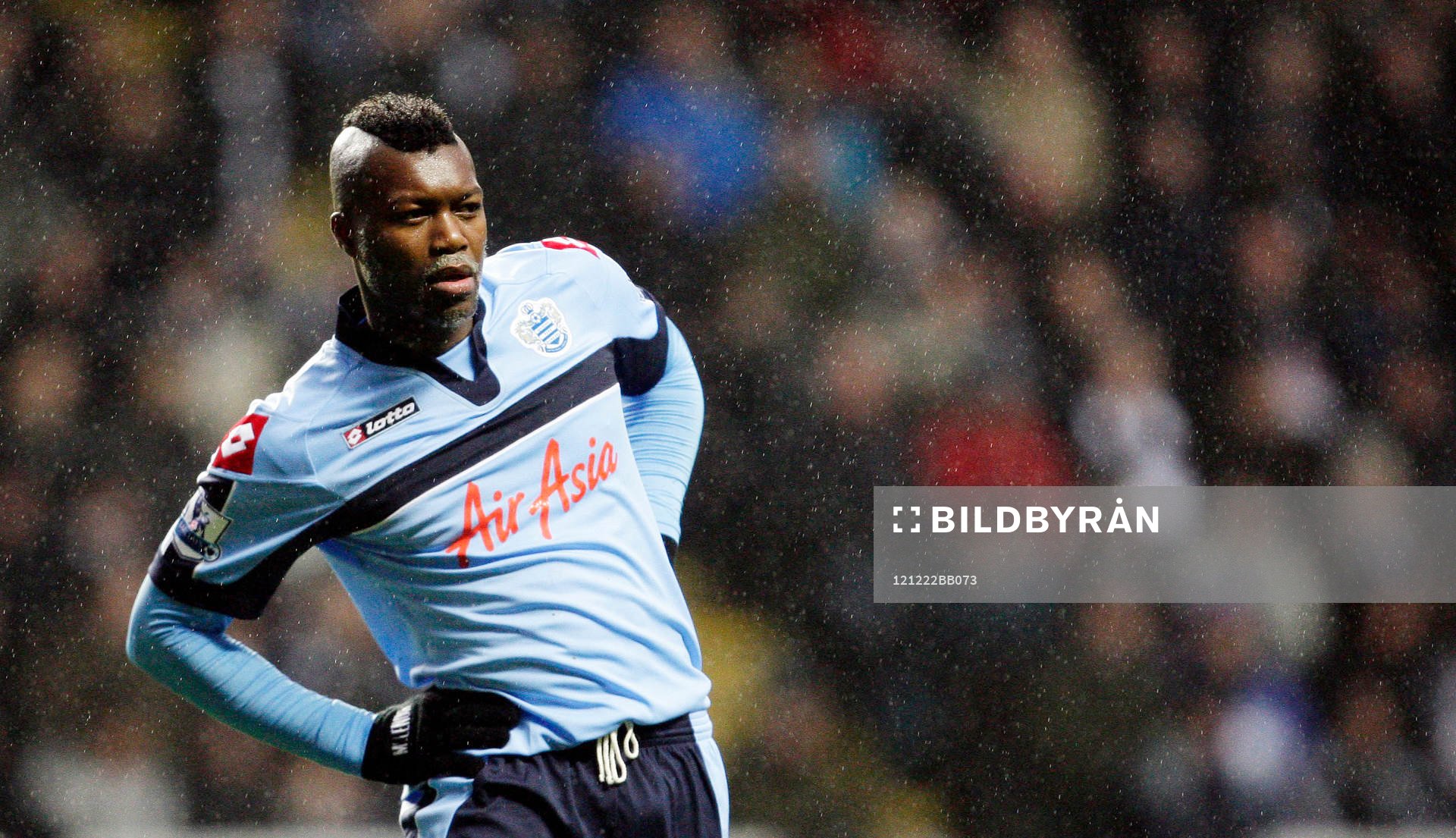 Football - Newcastle United v Queens Park Rangers -