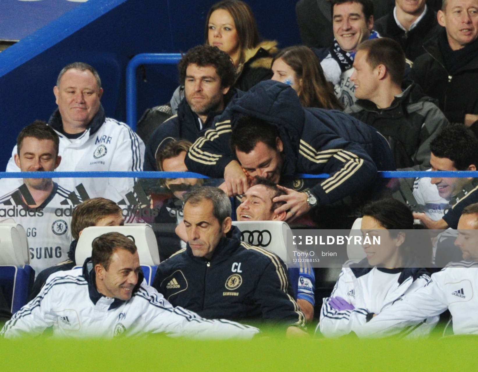 Football - Chelsea v Aston Villa - Barclays Premier League