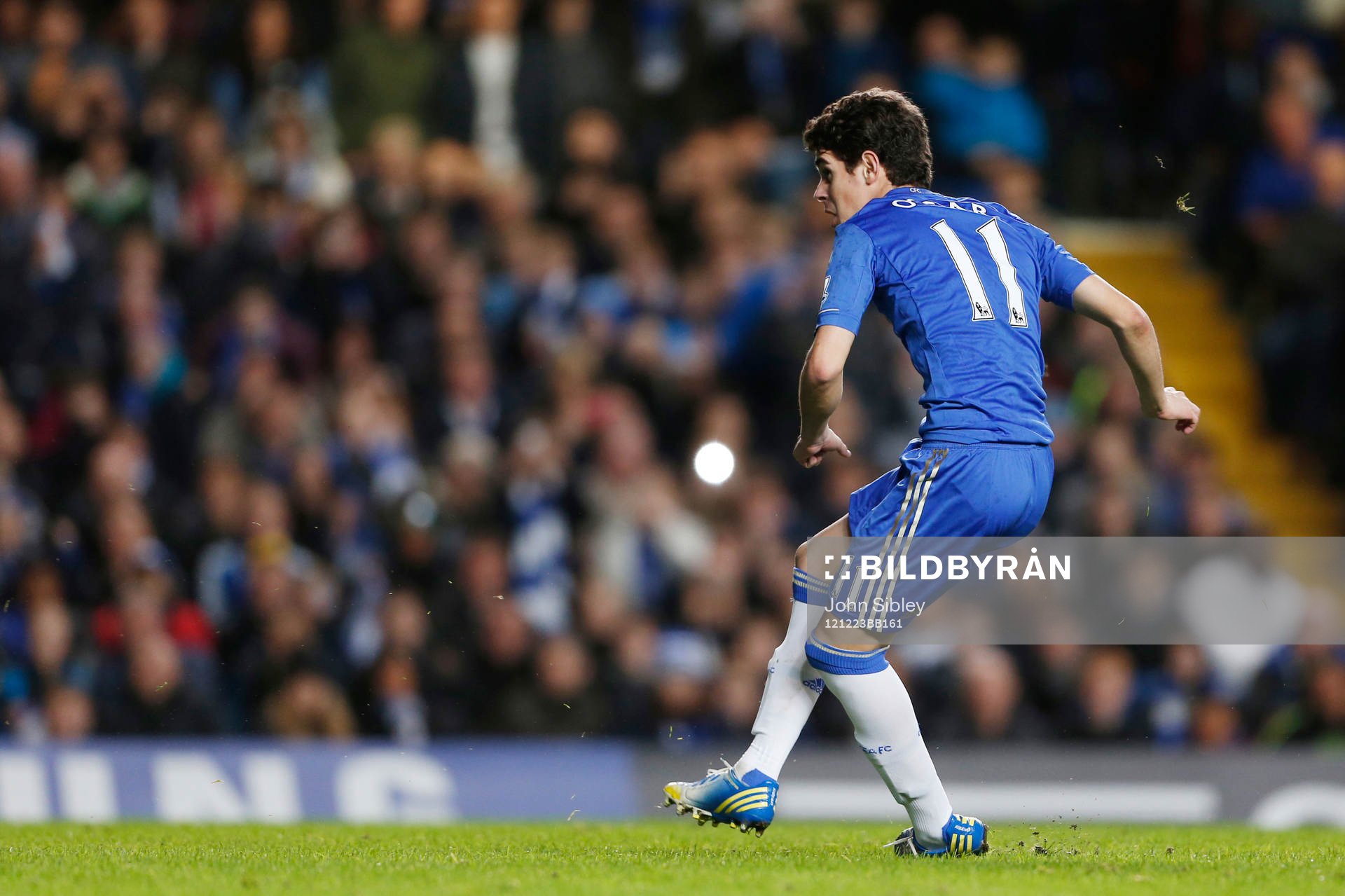 Football - Chelsea v Aston Villa - Barclays Premier League