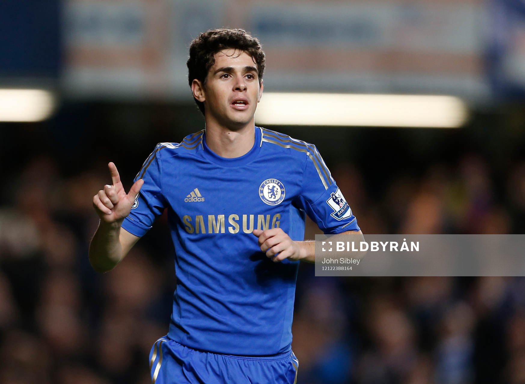 Football - Chelsea v Aston Villa - Barclays Premier League
