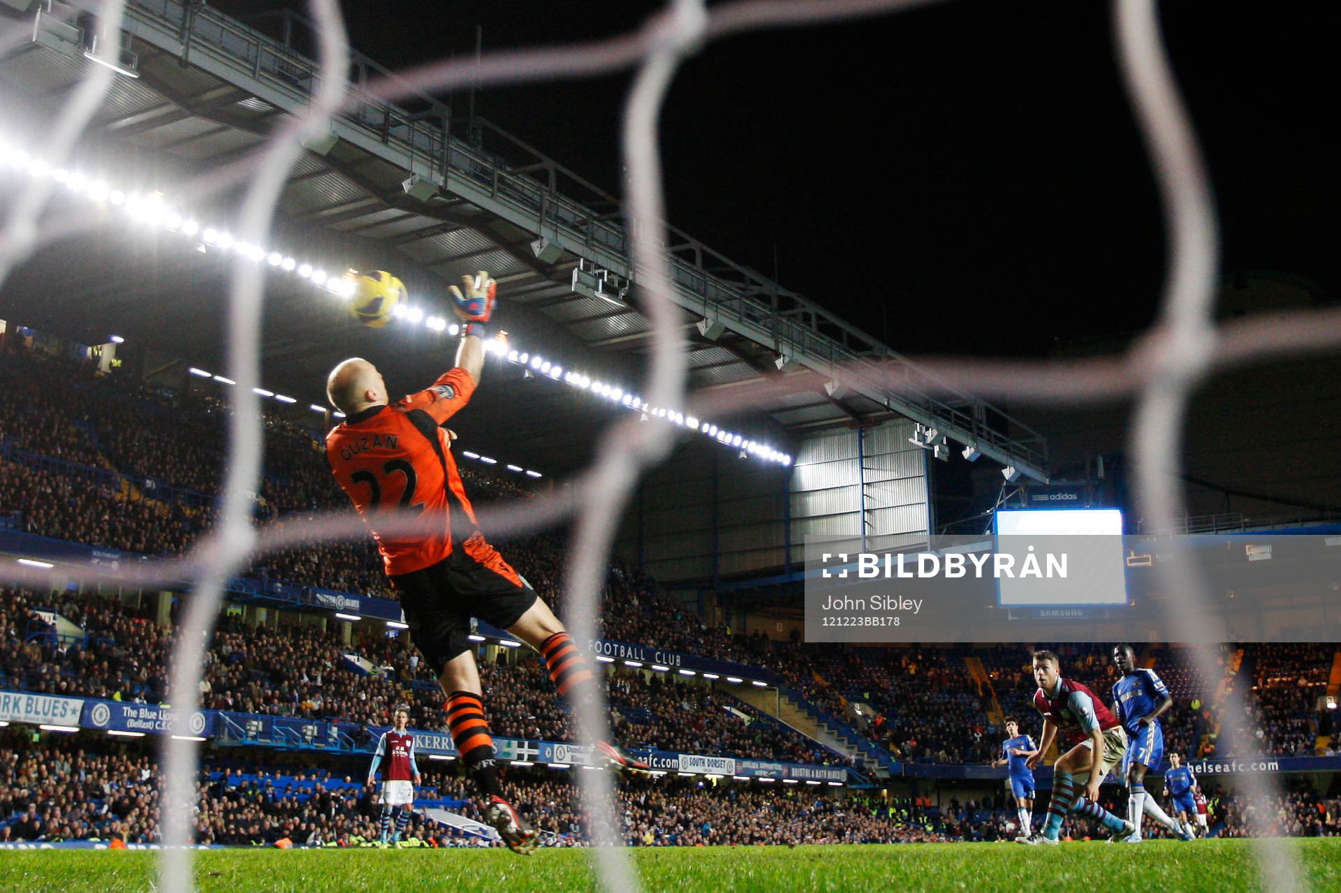 Football - Chelsea v Aston Villa - Barclays Premier League