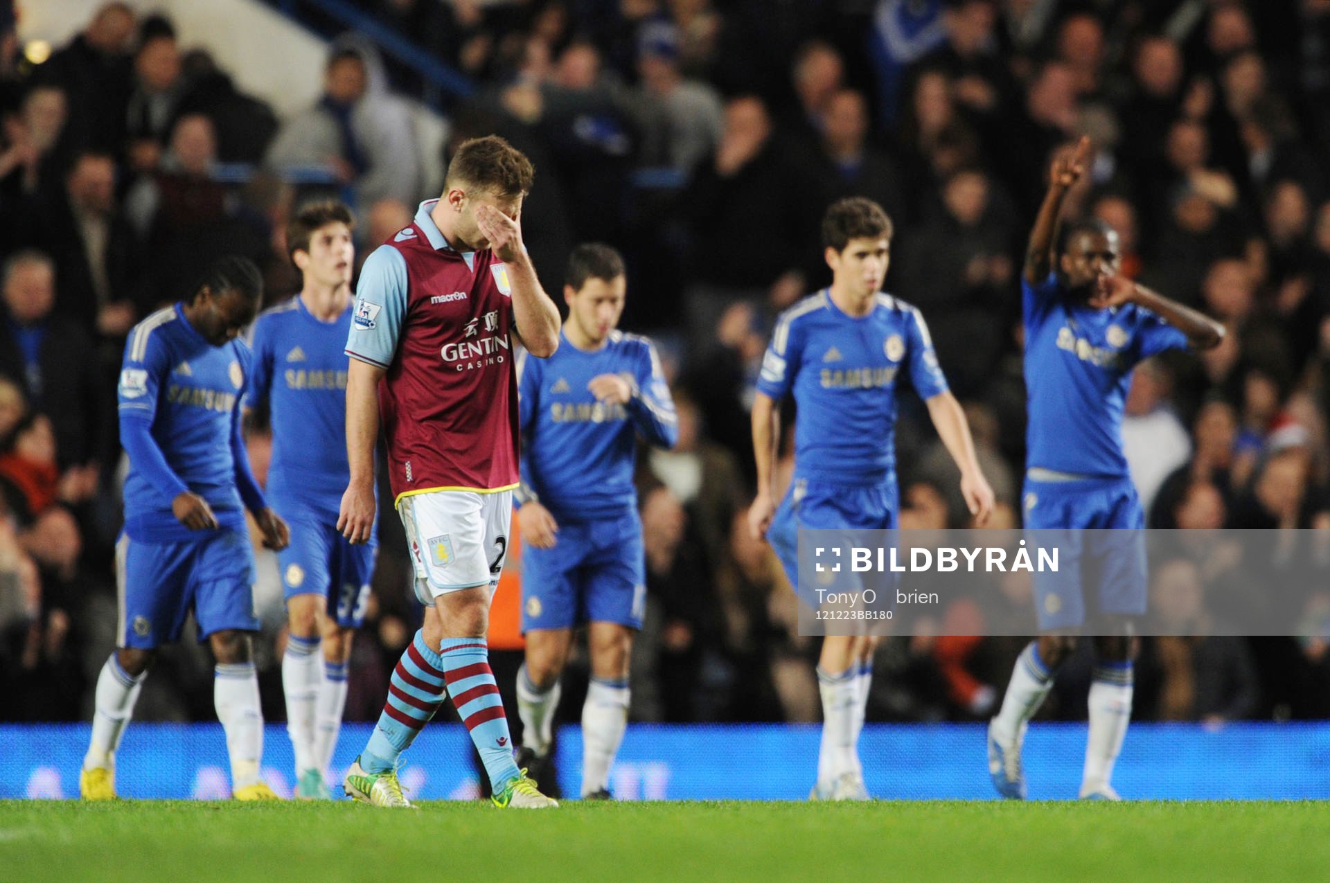 Football - Chelsea v Aston Villa - Barclays Premier League