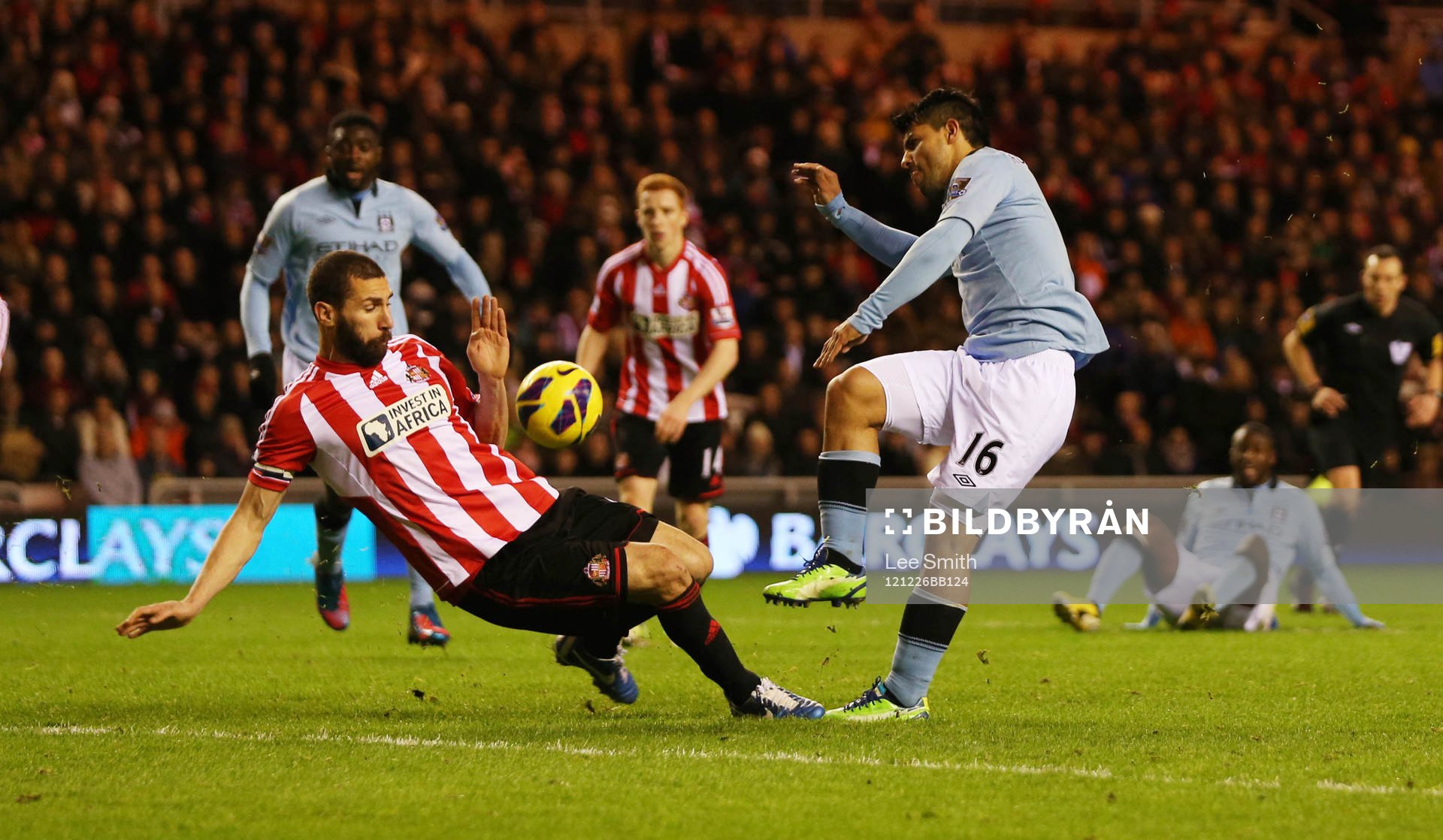 Football - Sunderland v Manchester City - Barclays Premier