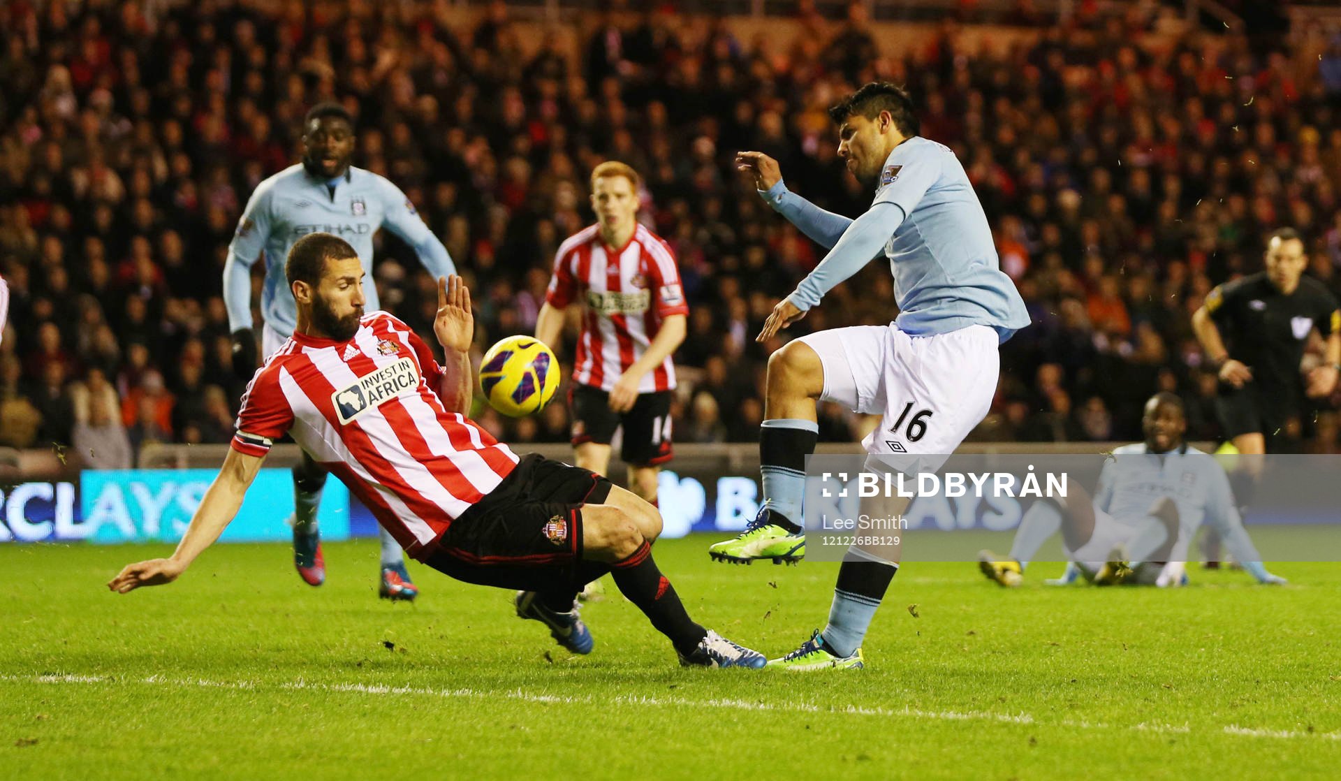 Football - Sunderland v Manchester City - Barclays Premier