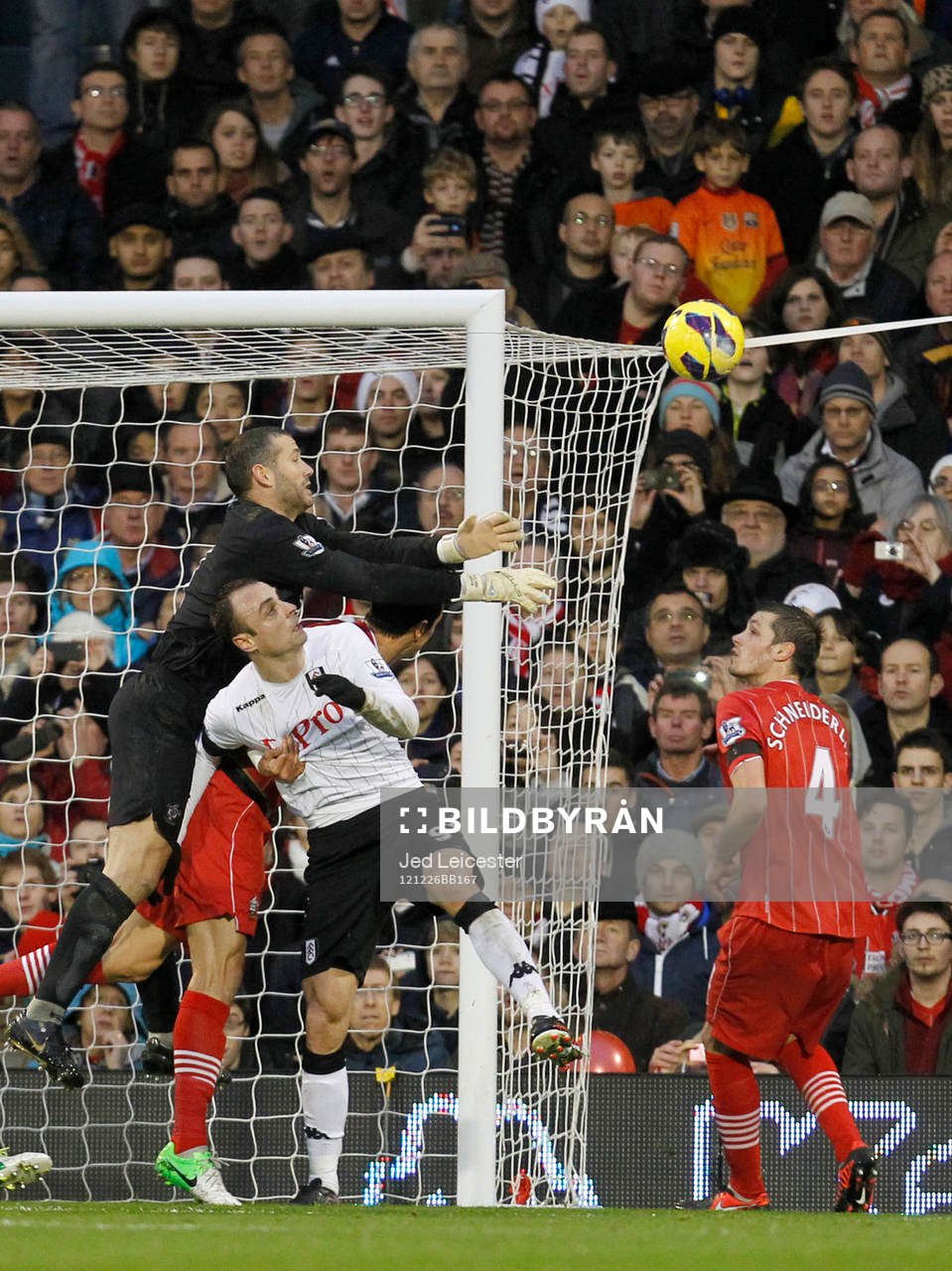 Football - Fulham v Southampton - Barclays Premier League