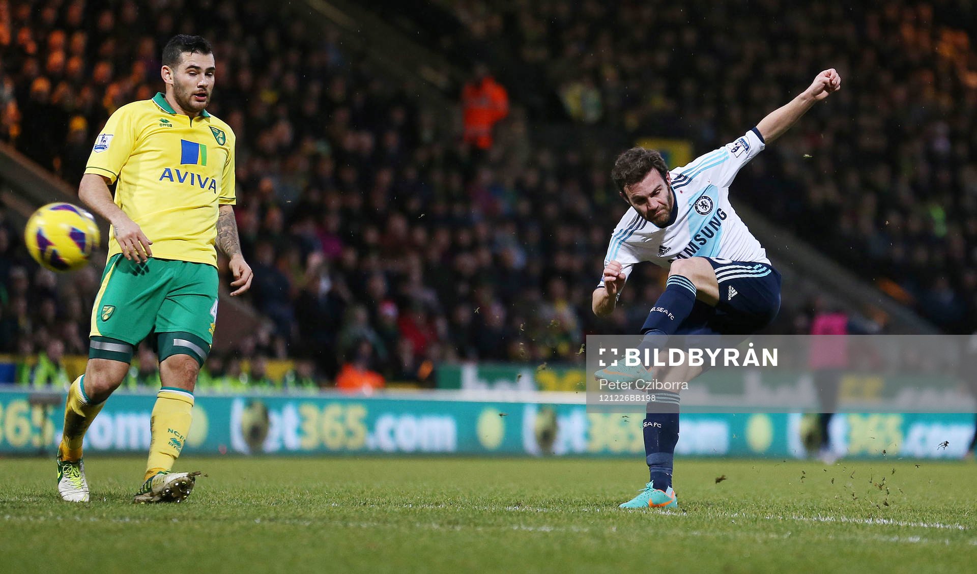 Football - Norwich City v Chelsea - Barclays Premier League