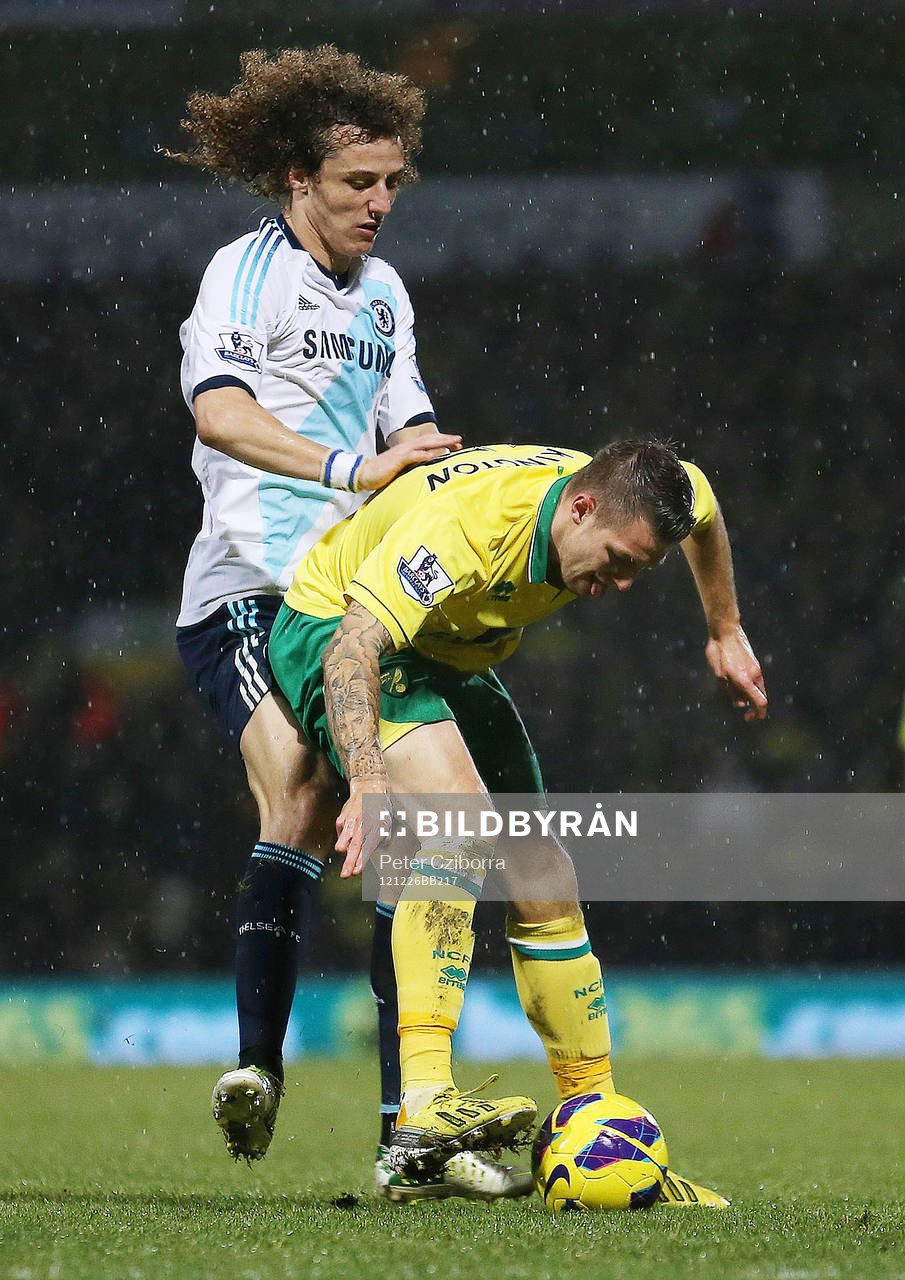 Football - Norwich City v Chelsea - Barclays Premier League