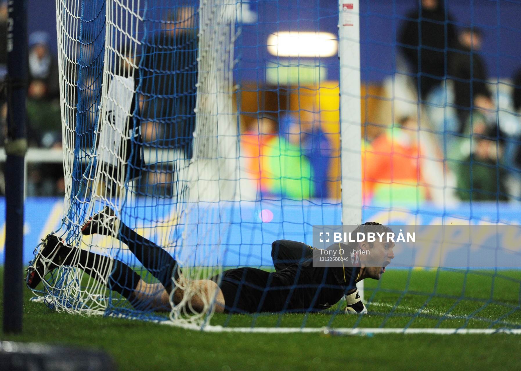 Football - Queens Park Rangers v West Bromwich Albion -
