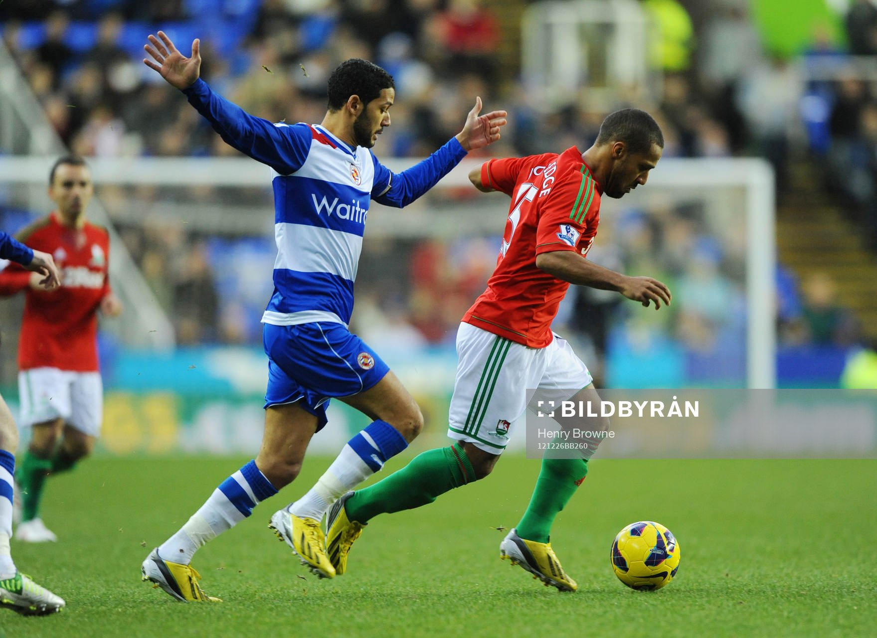 Football - Reading v Swansea City - Barclays Premier League