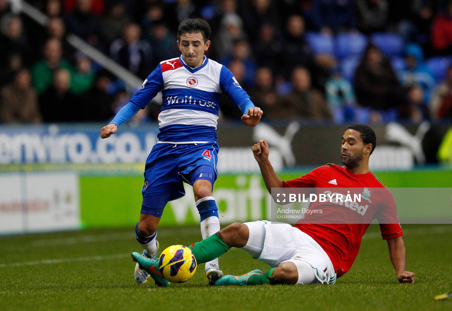Football - Reading v Swansea City - Barclays Premier League