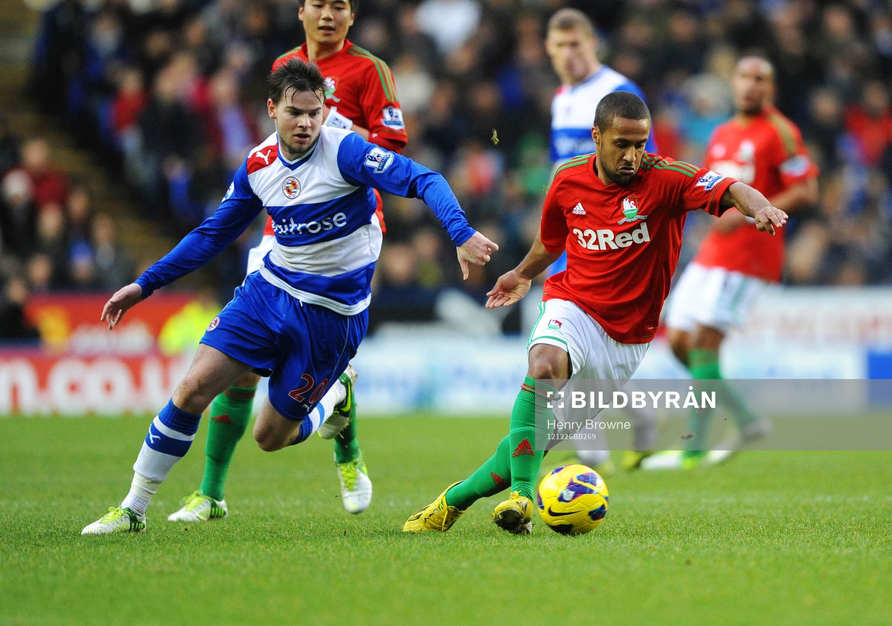Football - Reading v Swansea City - Barclays Premier League