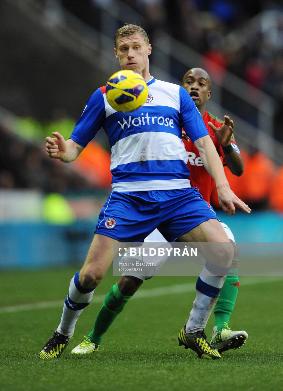 Football - Reading v Swansea City - Barclays Premier League